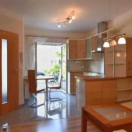 Apartmán Lovely Flat In With Luxurious Furnishings With Southern Flair *