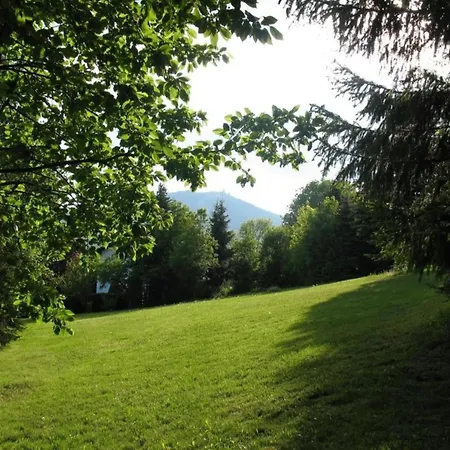 Lovely Flat In With Luxurious Furnishings With Southern Flair Apartmán Deggendorf